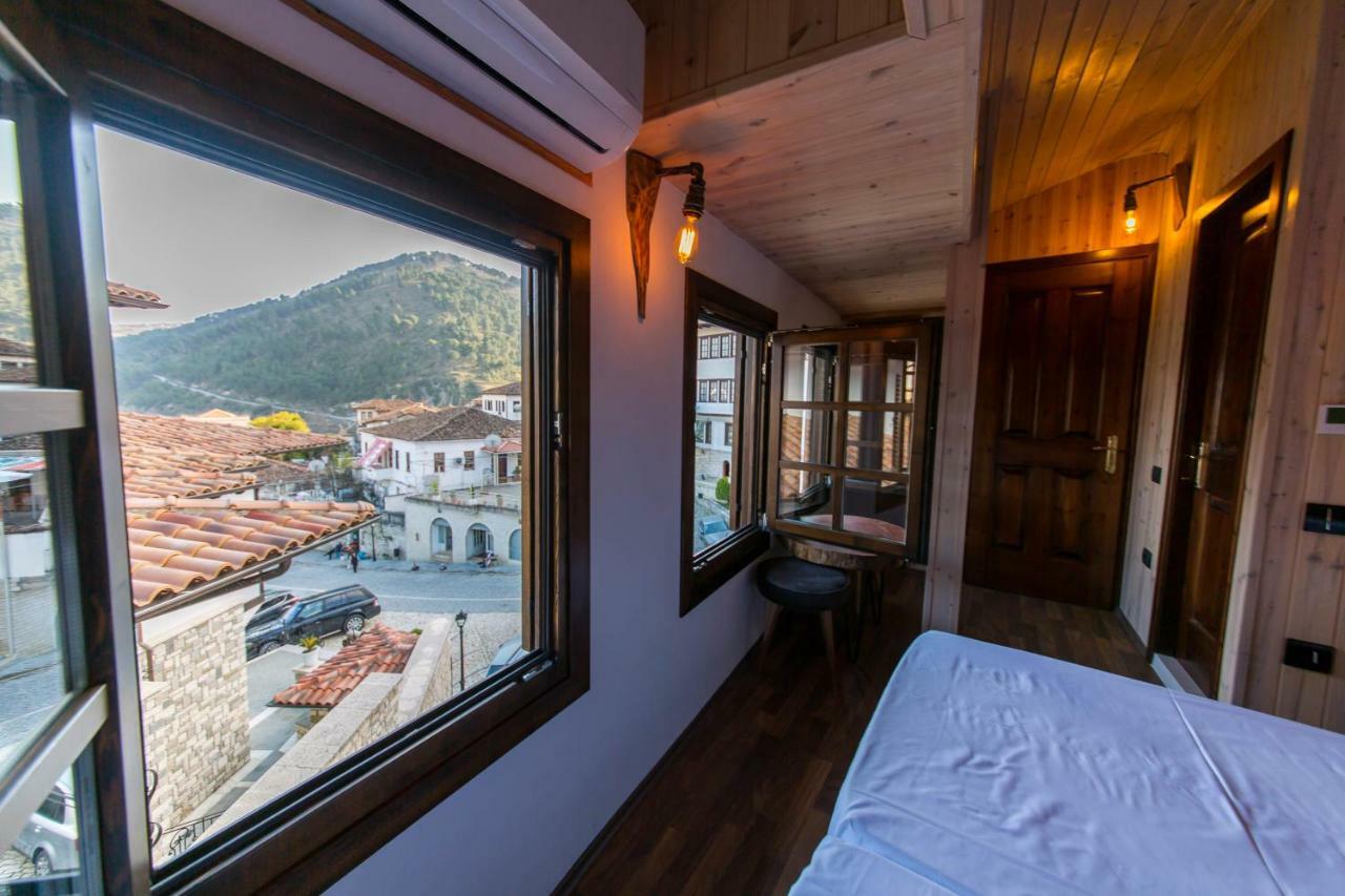 Heraklis Hotel Berat Buitenkant foto